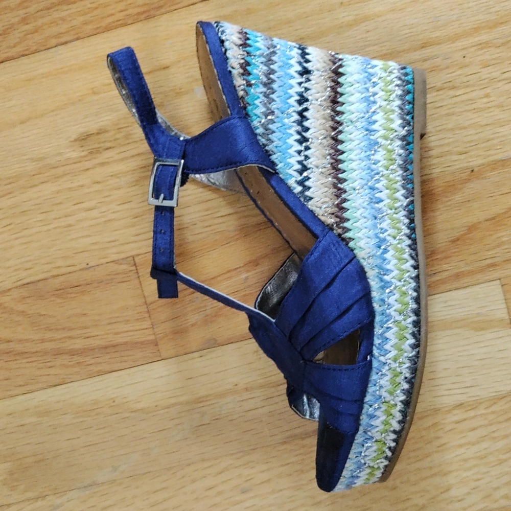 Rampage Raw Silk T-Strap Espadrille size 6